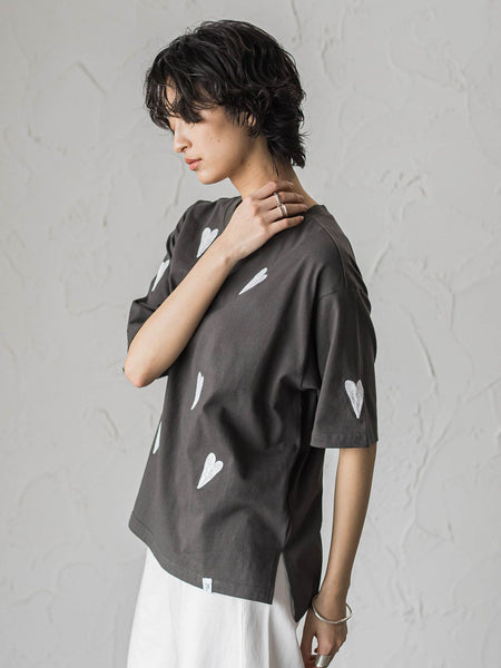 【40周年限定】LOVE刺繍ルーズTシャツ