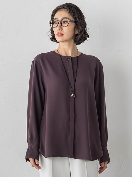 メランジツイルノーカラーブラウス