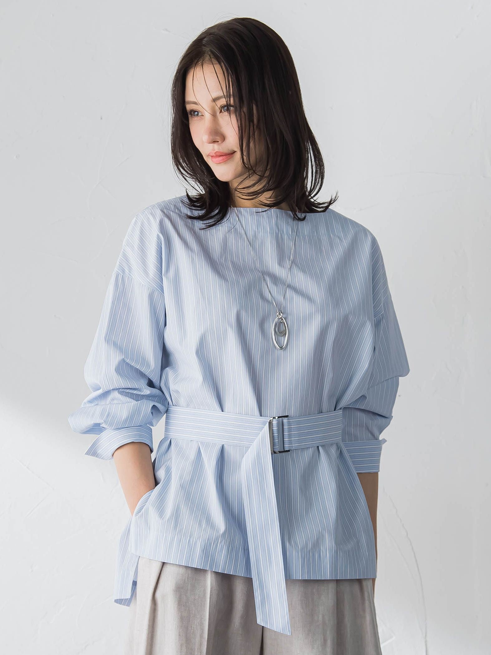 レイヤーオーバルネックレス