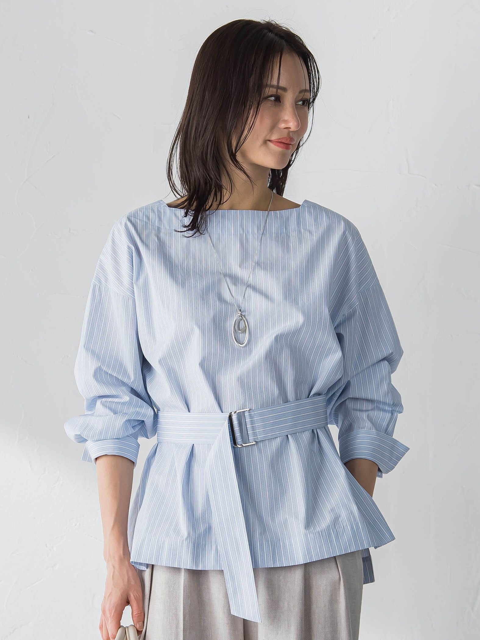 レイヤーオーバルネックレス