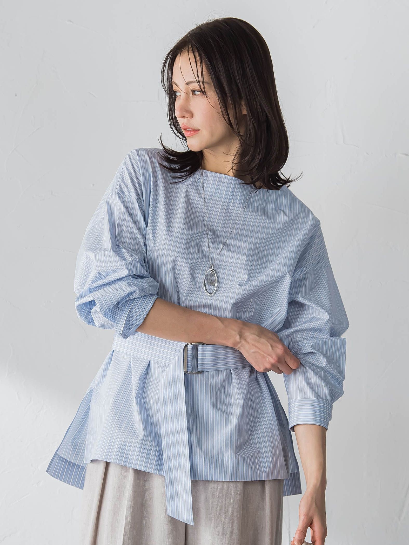 レイヤーオーバルネックレス