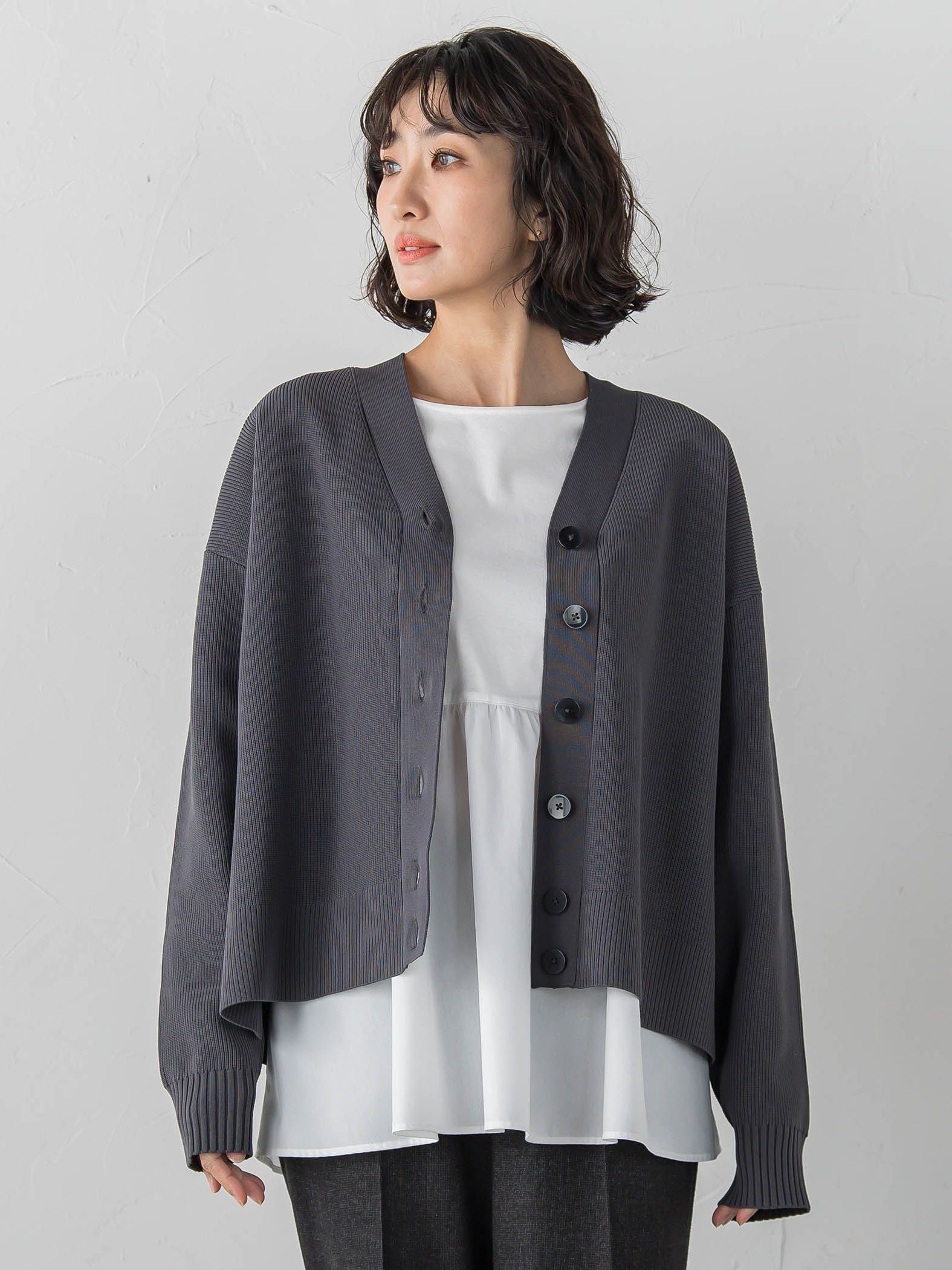 ペプラムカットソー