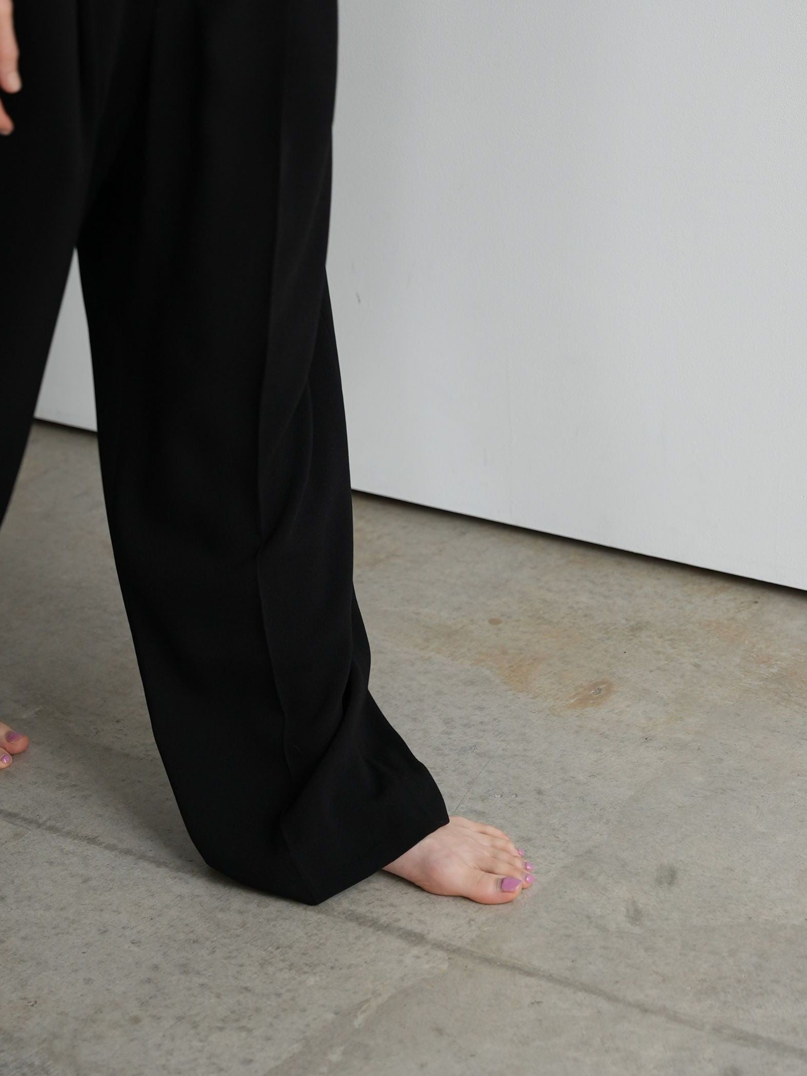 Tuck wide pants【日本製】≪手洗い可能≫