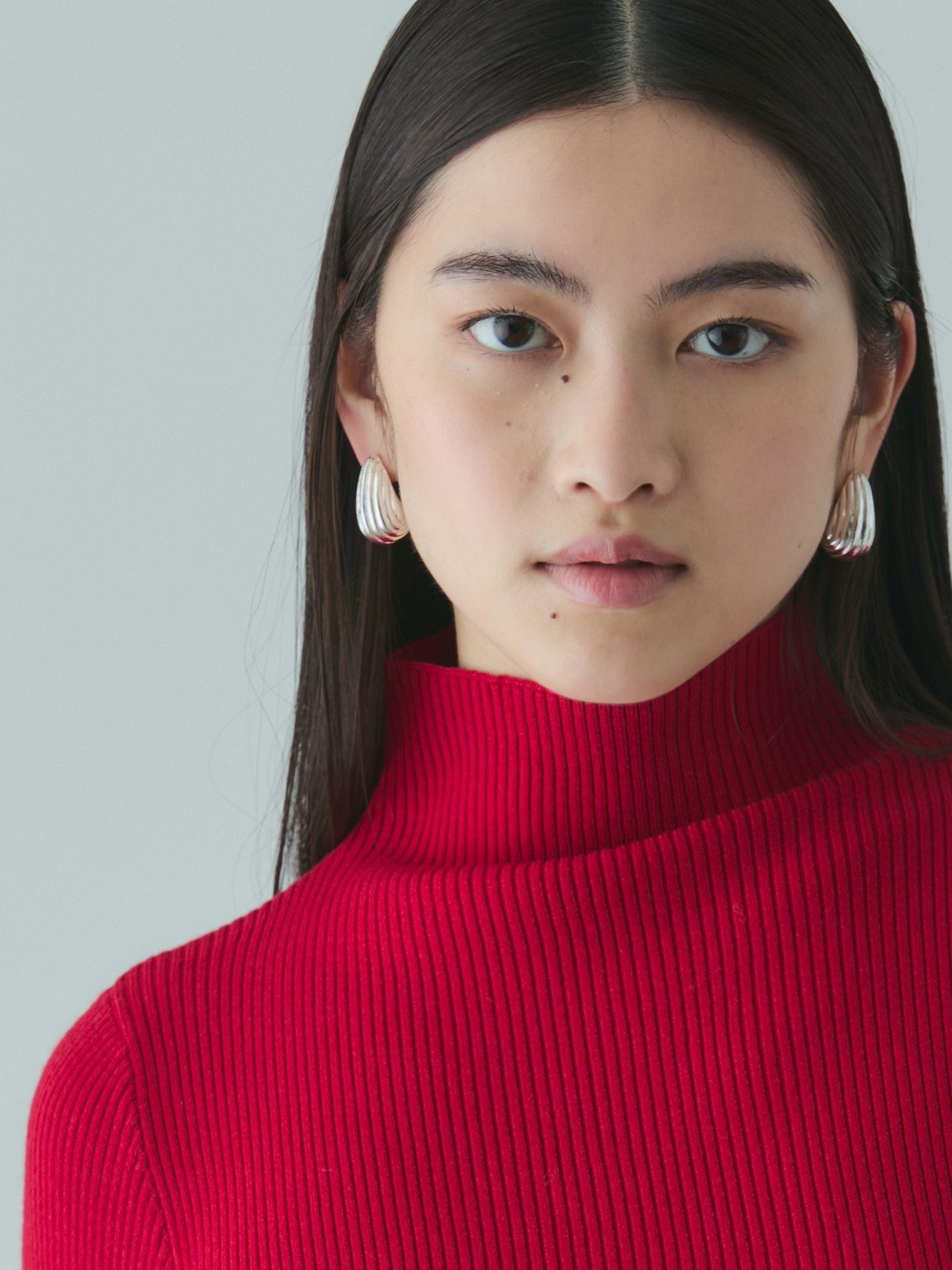 サムホールハイネックニットプルオーバー≪手洗い可能≫