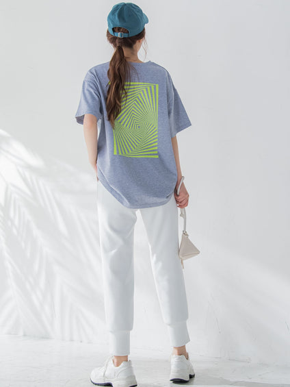 【大人も取り入れやすい1枚】アブストラクトカラーTシャツ《洗濯機で洗える》