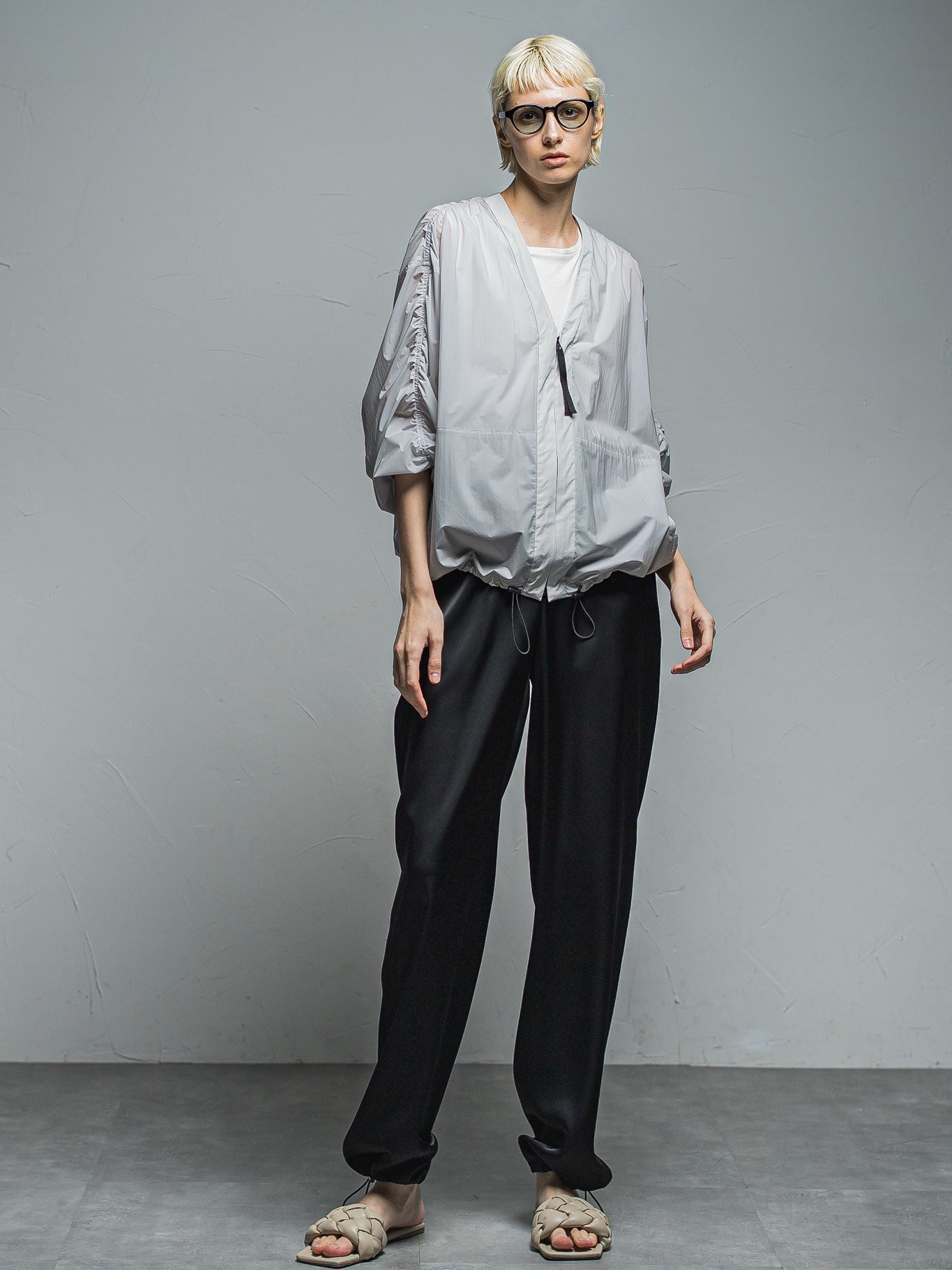 サテンイージーウエストカーゴパンツ