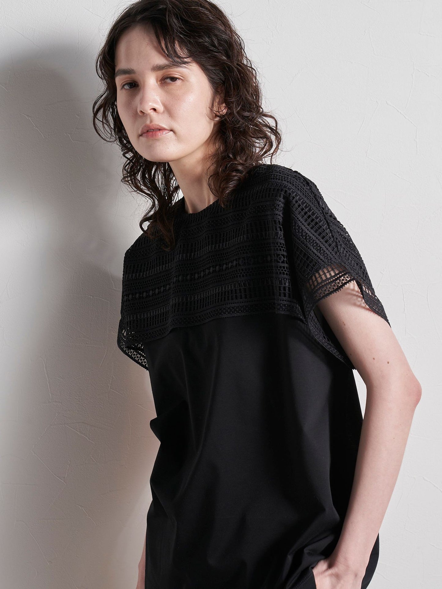 【大きいサイズ】刺繍レースカットソー≪洗濯機で洗える≫