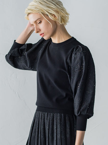 カットワーク刺繍プルオーバー