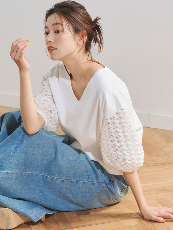 袖レースVネックTシャツ