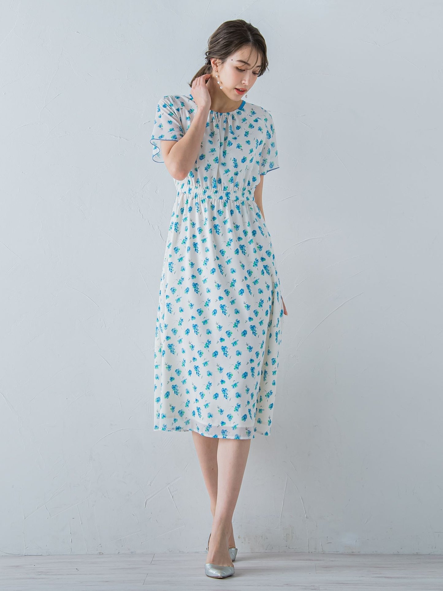 小花柄シアーワンピース ≪洗濯機で洗える≫