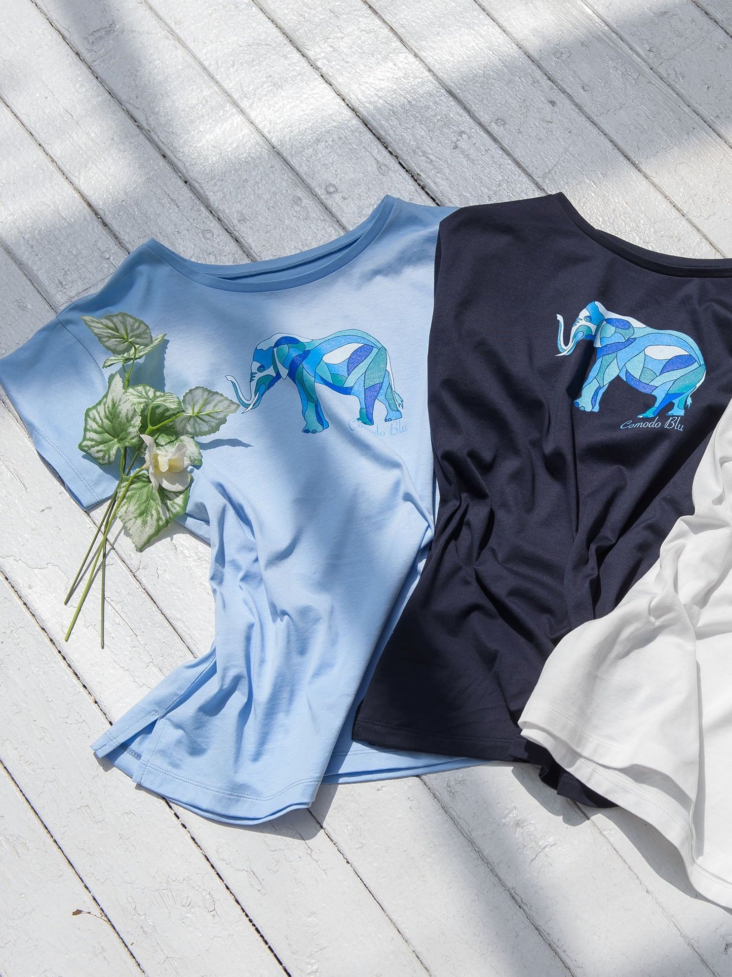 ゾウプリントTシャツ