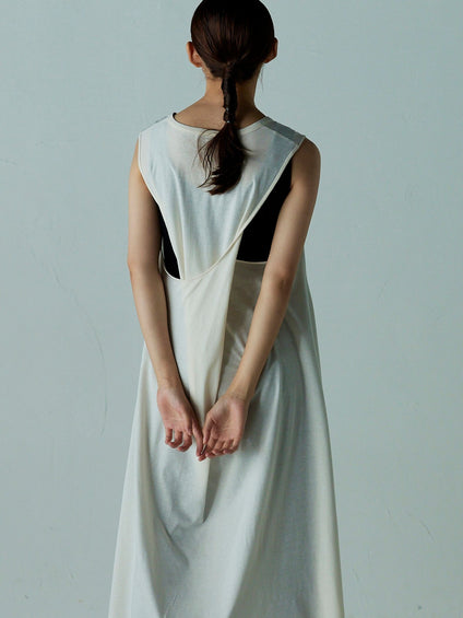アクティブなツイストデザイン 厚盛ロゴワンピース ≪PREMIUM COTTON≫
