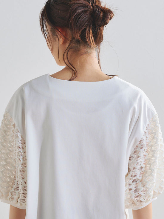 袖レースVネックTシャツ