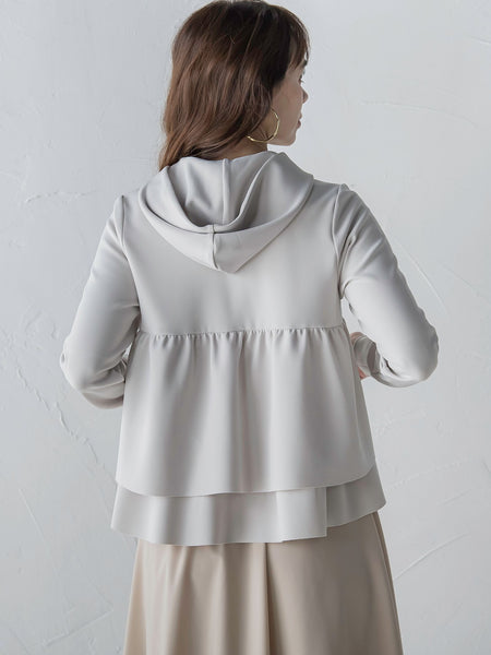 バックフリルフェミニンパーカー