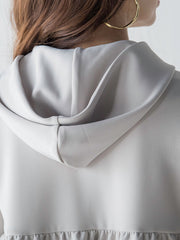 バックフリルフェミニンパーカー