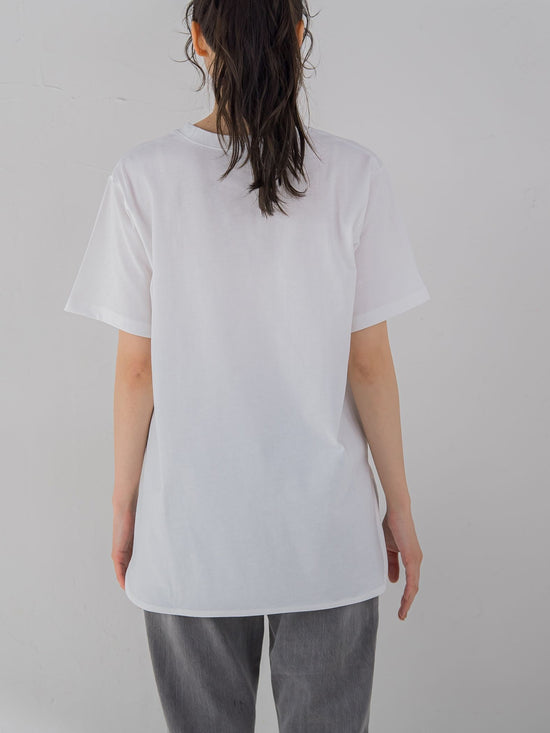 【一枚で決まる大人のTシャツ】ワンポイント刺繍Tシャツ《洗濯機で洗える》
