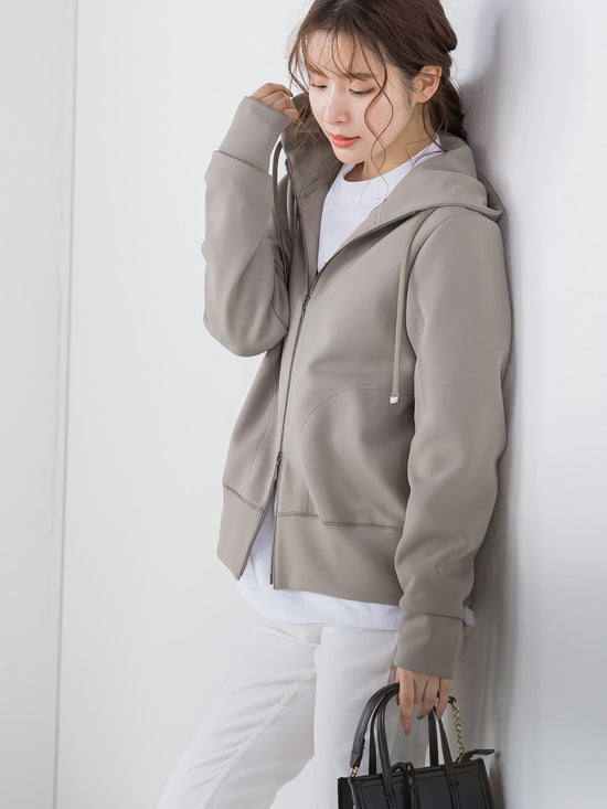 【ロングシーズン大活躍の多機能素材】ダブルzipパーカー《洗濯機で洗える》