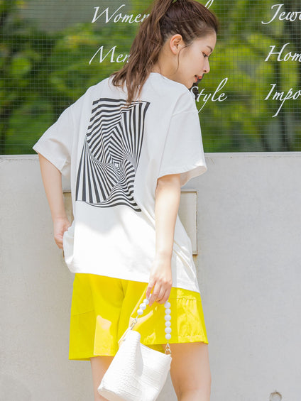 【大人も取り入れやすい1枚】アブストラクトカラーTシャツ《洗濯機で洗える》