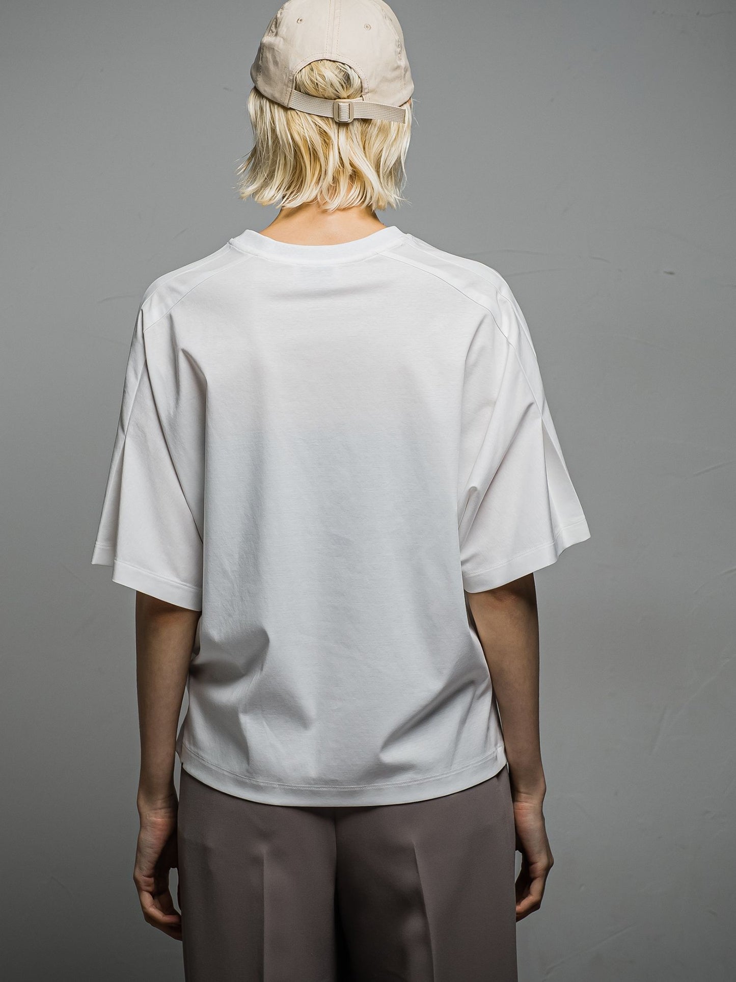 SOPHIA フラワースリーブTOP