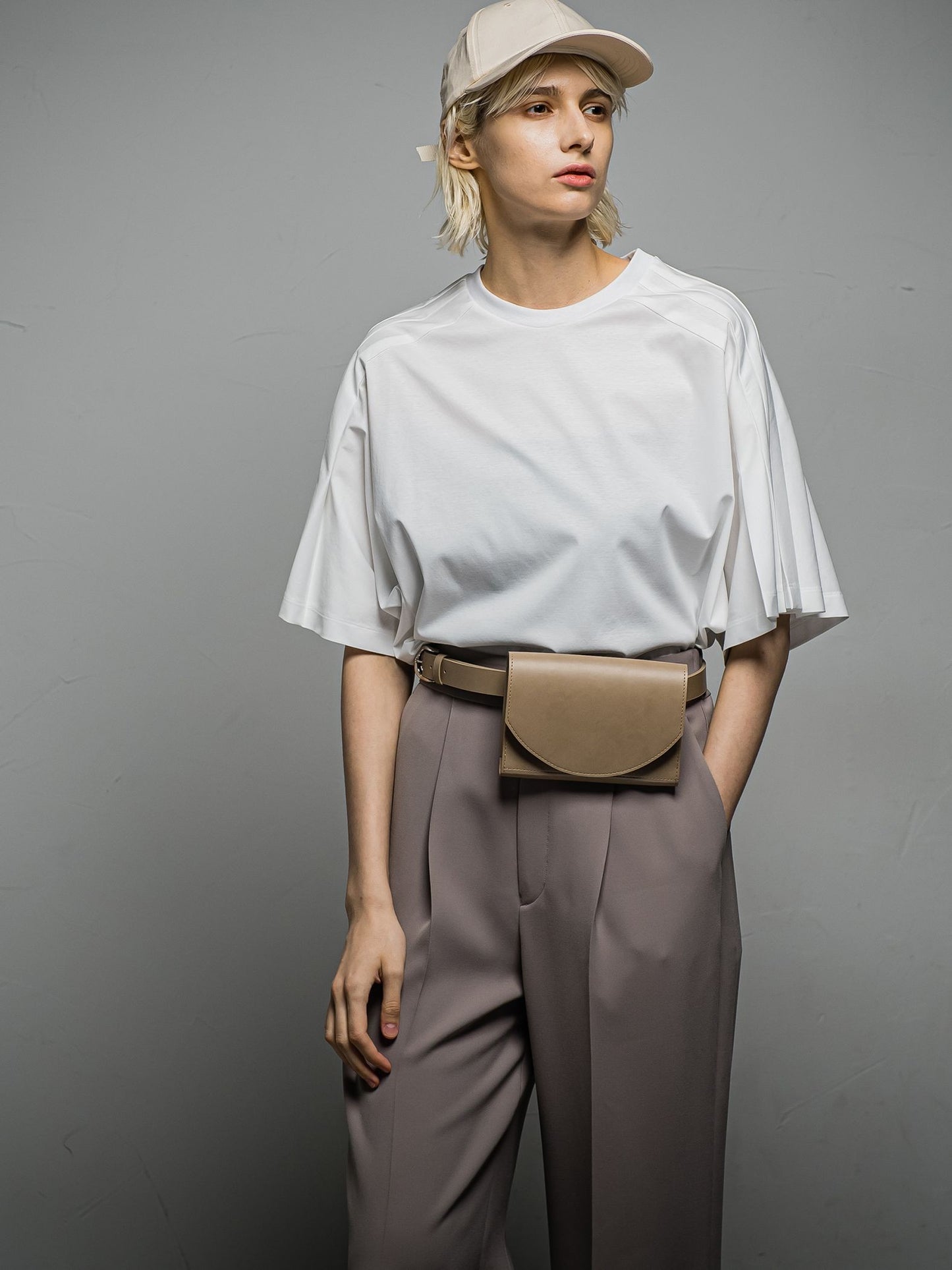 SOPHIA フラワースリーブTOP