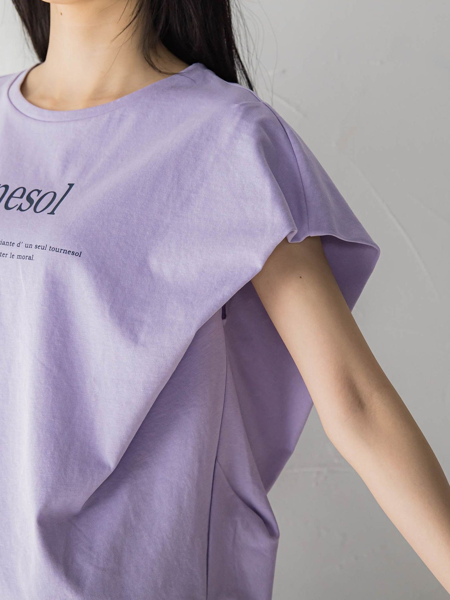 プレーティングタックプリントTシャツ≪洗濯機で洗える≫